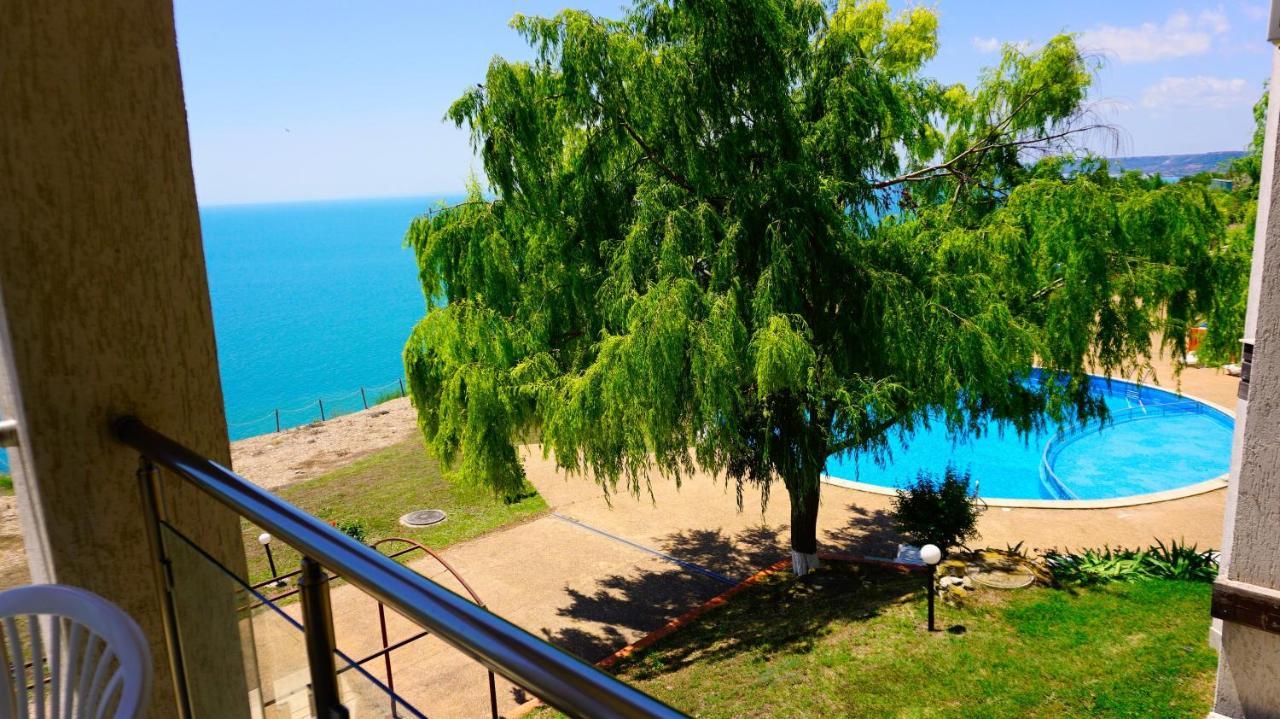 Морски Апартаменти Джулай Морнинг - July Morning Sea View Apartments Kavarna Exterior photo
