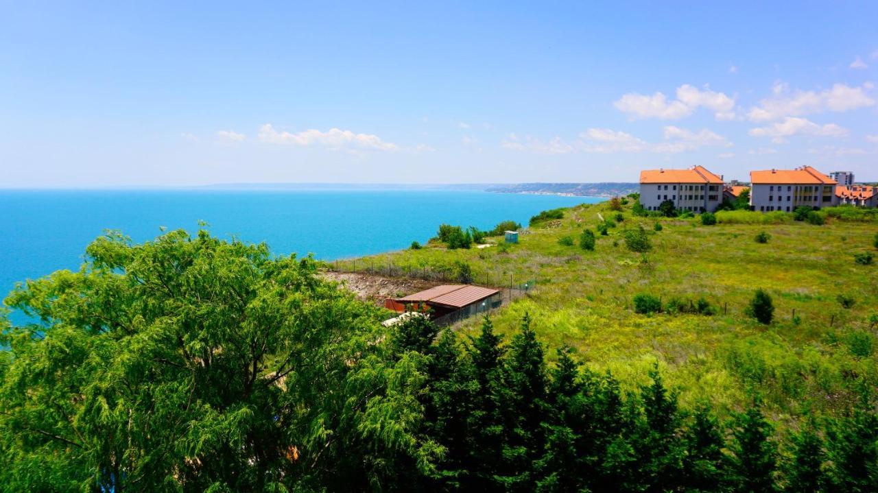 Морски Апартаменти Джулай Морнинг - July Morning Sea View Apartments Kavarna Exterior photo