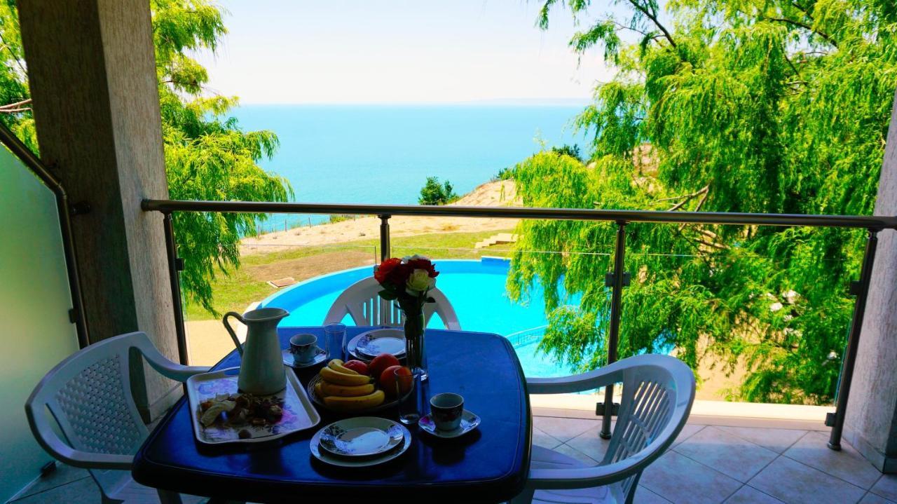 Морски Апартаменти Джулай Морнинг - July Morning Sea View Apartments Kavarna Exterior photo